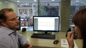 Kate Marie undergoes a DEXA scan with Jarrod Meerkin from MeasureUp