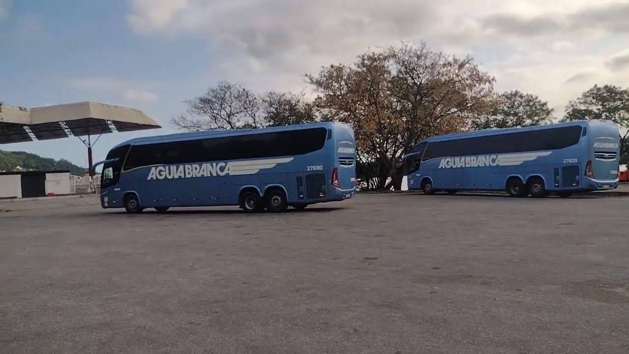 EU NO PÁTIO DÁ RODOVIÁRIA DE VITÓRIA - ES MOSTRANDO  VIAÇÃO ÁGUIA BRANCA G7 E G8