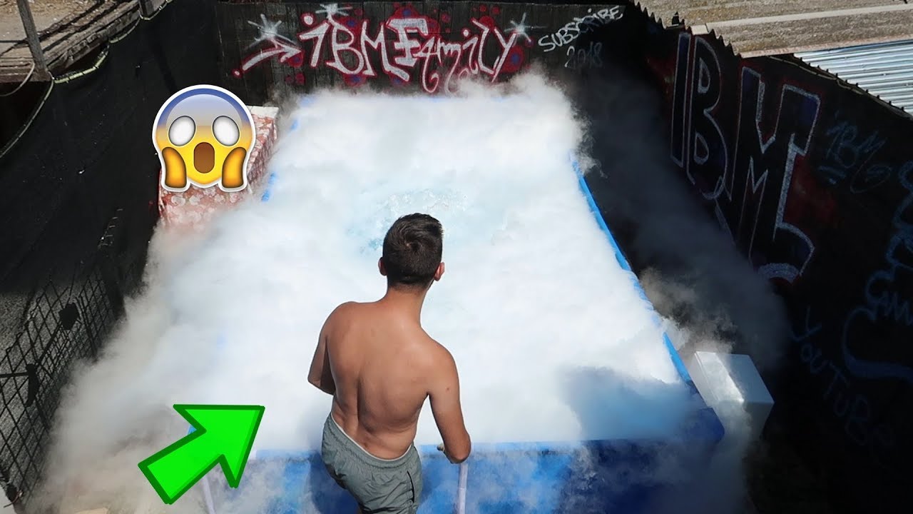 vara sf Am pus 40 KG de GHEAȚĂ CARBONICĂ in PISCINĂ !!! (ce a urmat e WOW!)