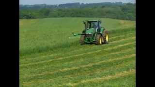 Hillcrest Dairy chopping hay 2014