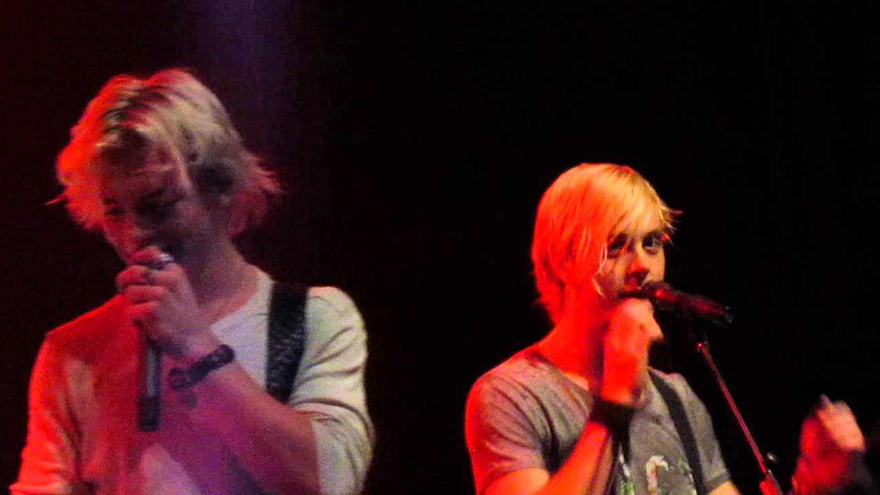 R5 - Smile - Reading, PA (11/26/14)