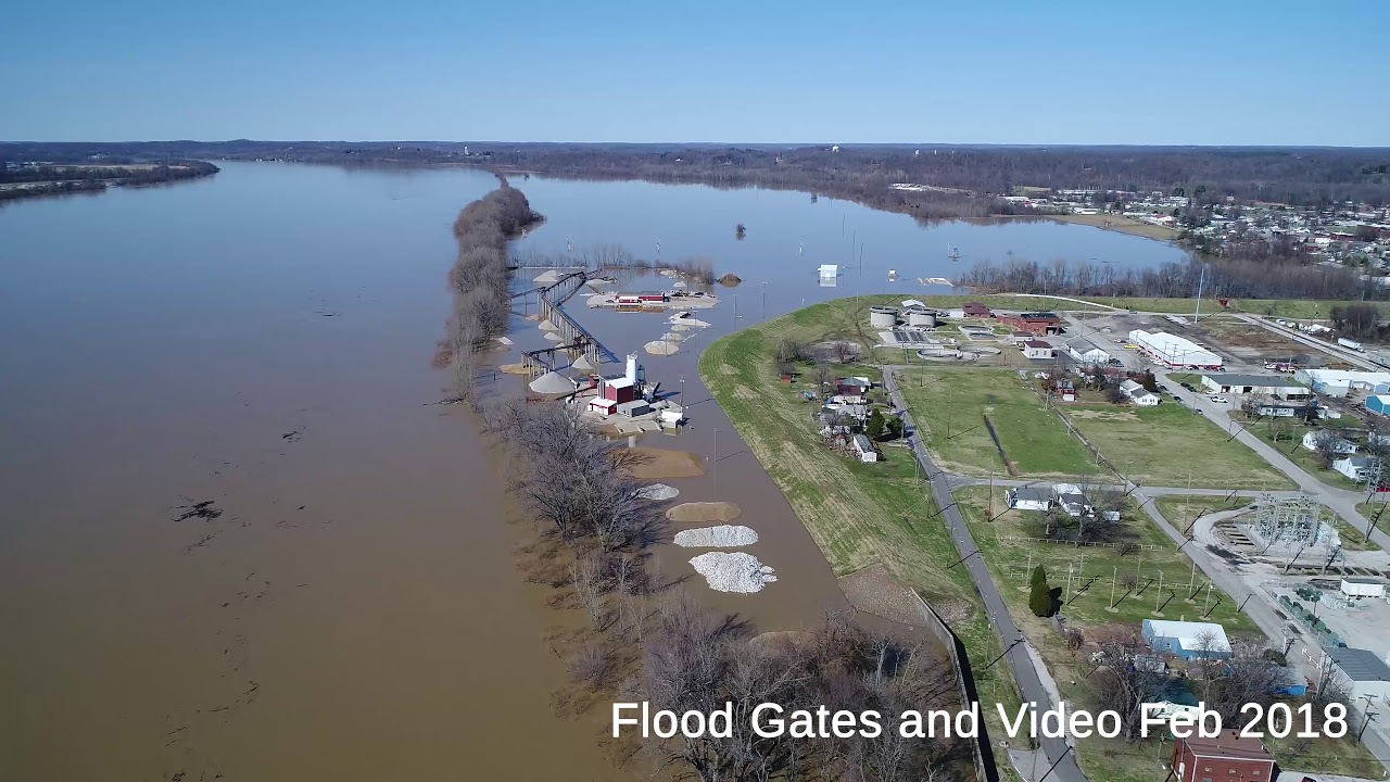 Tell City, IN Flood 2018 Flood wall holding back mighty Ohio YouTube