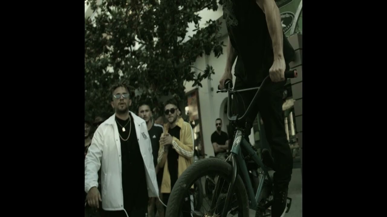 iLLEOo x Hawk - Keef [Official Instrumental] (Prod. by Benz)