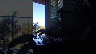 Jam Using the Roland JD-Xi with intuitive pattern sequencer #roland #JD-Xi #sequencer #Jam