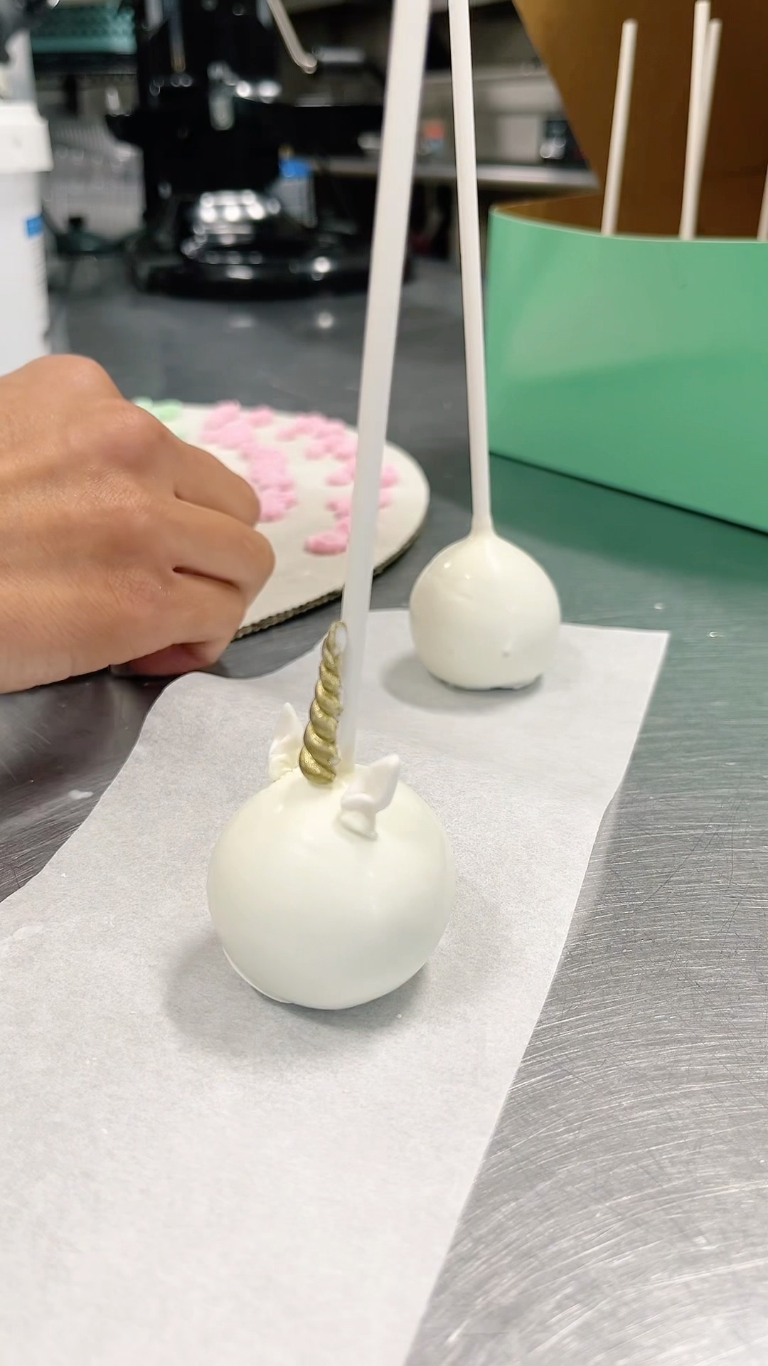 PART 2 EASY UNICORN CAKE POPS #howto #cake #learn #diy #unicorn #easy