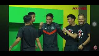 Ketika mas mas jawa di suruh jadi anak jakarta😭😌\