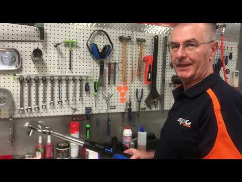 Video: Yuav ua li cas yog tias koj tsis siv lub torque wrench?