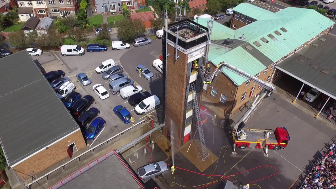 HUMBERSIDE FIRE BRIGADE PEAKS LANE FIREMANS FATE 2019