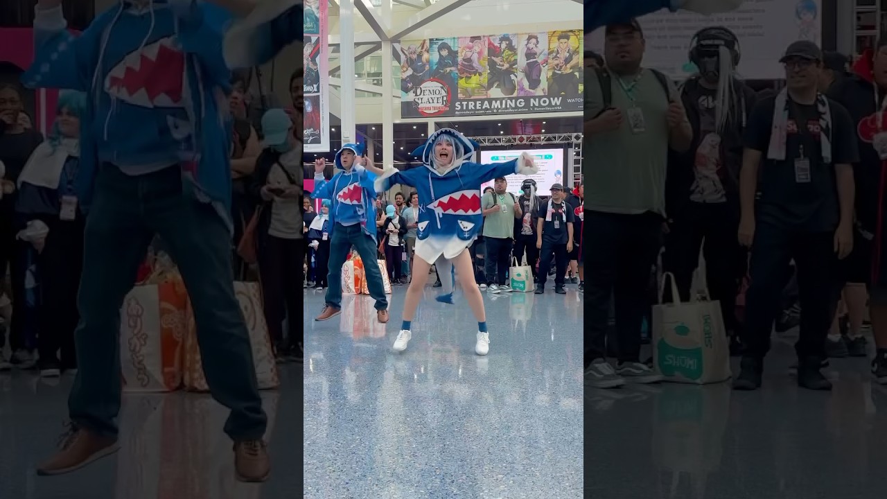 Gura’s hoodie rlly limited my sights 🥲 #gawrgura #hoshimachisuisei #animeexpo #hamucotton