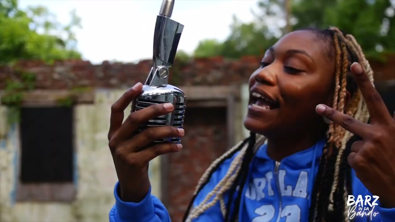 BARZ IN DA BANDO | KWEENA DESS - ROCK OUT adlı videoyu YouTube'da izle BARZ IN DA BANDO | KWEENA DESS - ROCK OUT adlı videoyu YouTube'da izle
