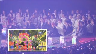 BLACKPINK, MAMAMOO, IKON etc REACTION To - BTS (방탄소년단) “IDOL” @ MMA 2018