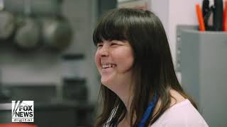 From rejection to viral star An entrepreneur with Down syndrome | Collette Divitto