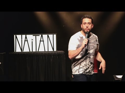 STAND UP - O QUE ACONTECE NO DARK ROOM DA GLOBO?