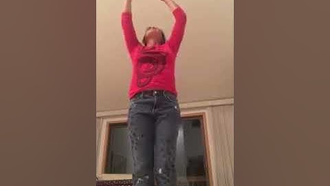 Kundalini awakening and kriyas - spontaneous yoga flow, mudras, contractions, and shaking