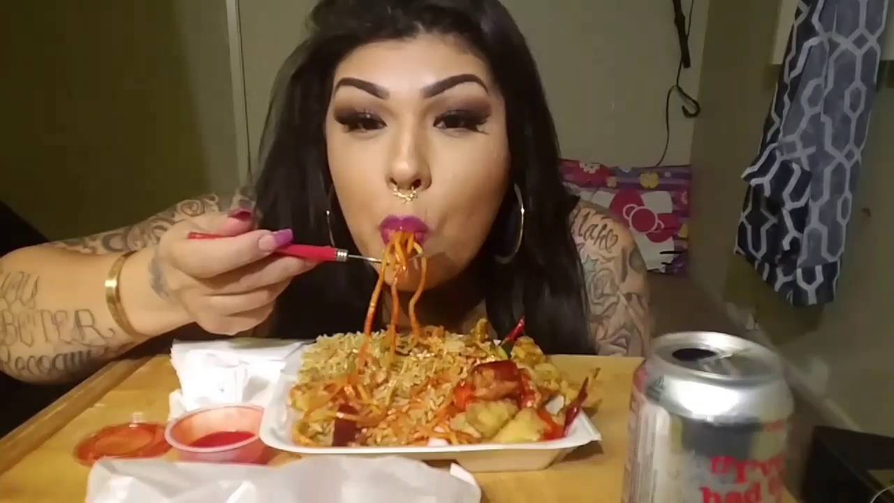 Mexican Chinese food?/MUKbang