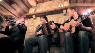 Schlides - The Paddy Callaghan Trio chords
