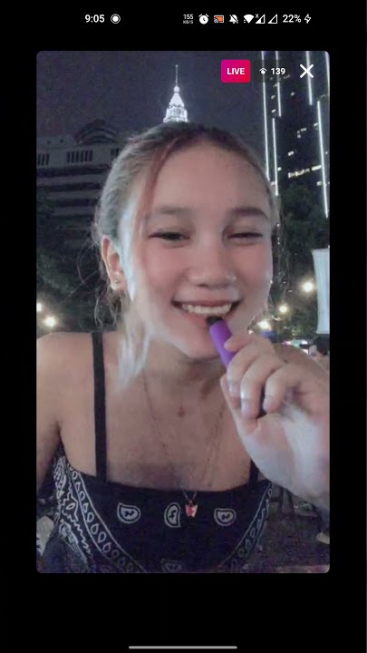 ' Sedap sedap pegang ' - Lilairwan