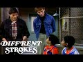 Willis Steps In To Defend Arnold | Diff'rent Strokes