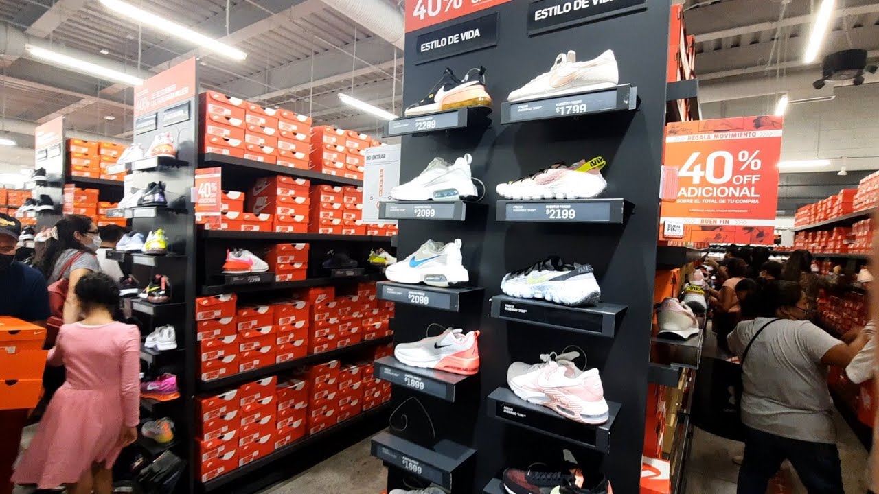 BUEN FIN LOC0 EN TENIS NIKE: GRANDES DESCUENTOS DE L0CURA A PRECIO DE ME LO  LLEVO!!! - YouTube