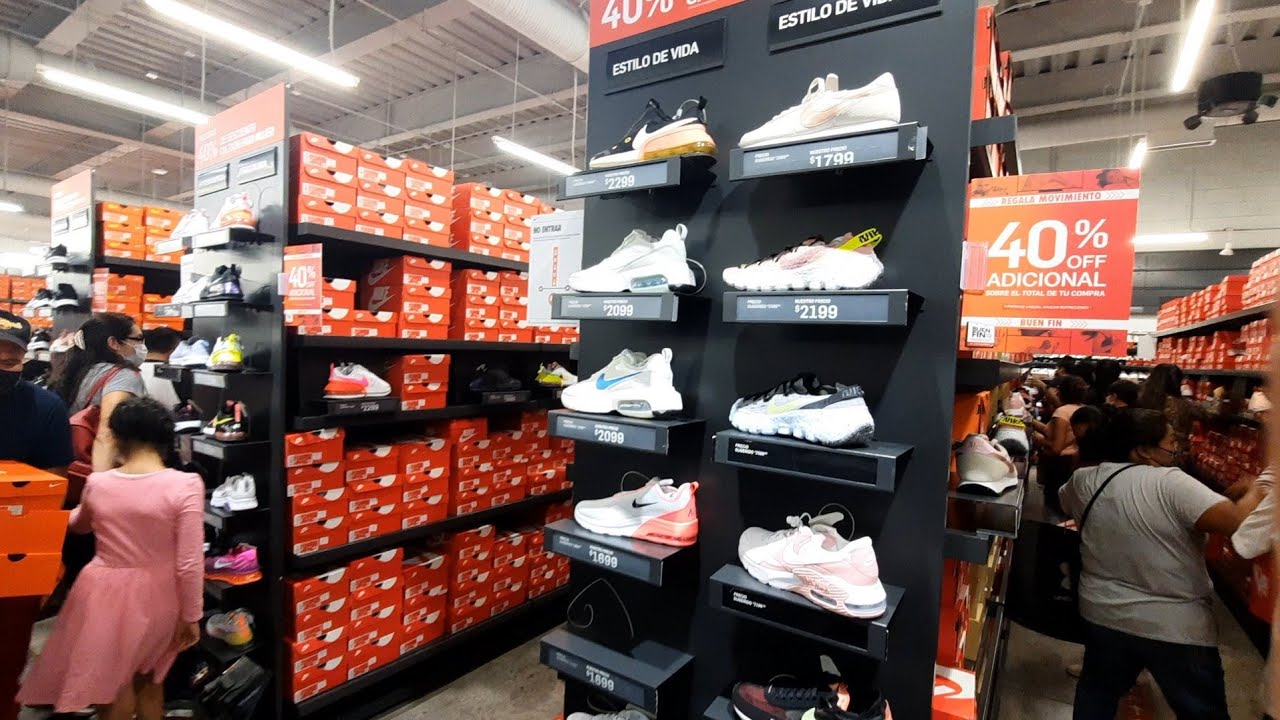 Lugar de nacimiento Despertar Queja BUEN FIN LOC0 EN TENIS NIKE: GRANDES DESCUENTOS DE L0CURA A PRECIO DE ME LO  LLEVO!!! - YouTube