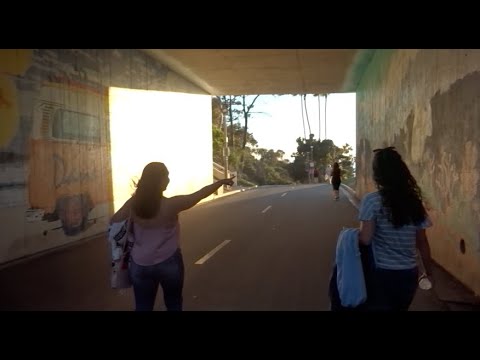 Video: SoCal Summer: 24 Hodin V Centru Huntington Beach - Matador Network
