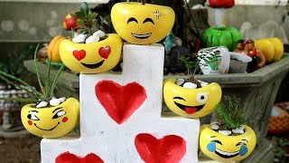 Awesome Ideas With Cement // Flower Vase Concrete icon make from Foot Socks Of Wife // Emoticons