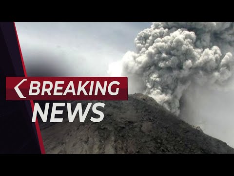 BREAKING NEWS - Gunung Merapi Erupsi, Luncurkan Awan Panas ke Kali Bebeng