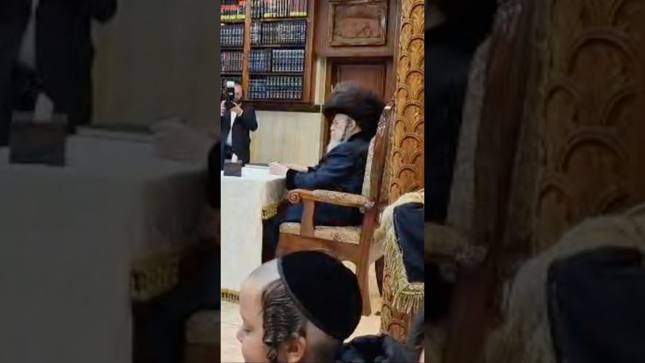 חנוכה בחצר הקודש קאמרנא