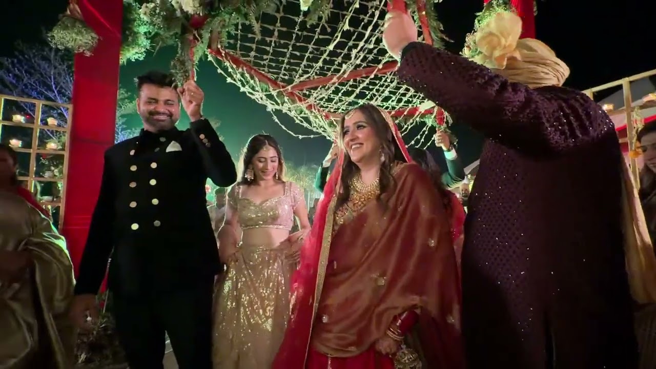 Akhiyan Ch Tu Vasda | Punjabi Folk Song For My Best Friend’s Wedding 🤍 | Mansheel Gujral Akhiyan Ch Tu Vasda | Punjabi Folk Song For My Best Friend’s Wedding 🤍 | Mansheel Gujral