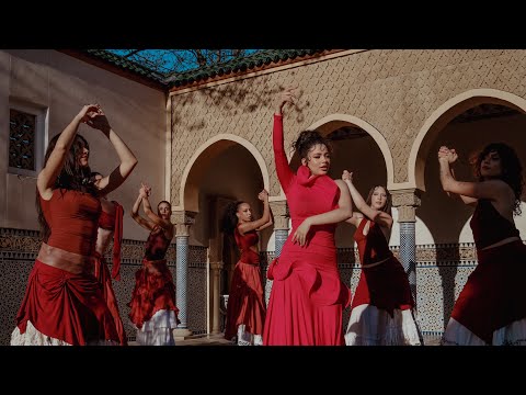 Aya Samra - Madina / مدينة (Official Video)