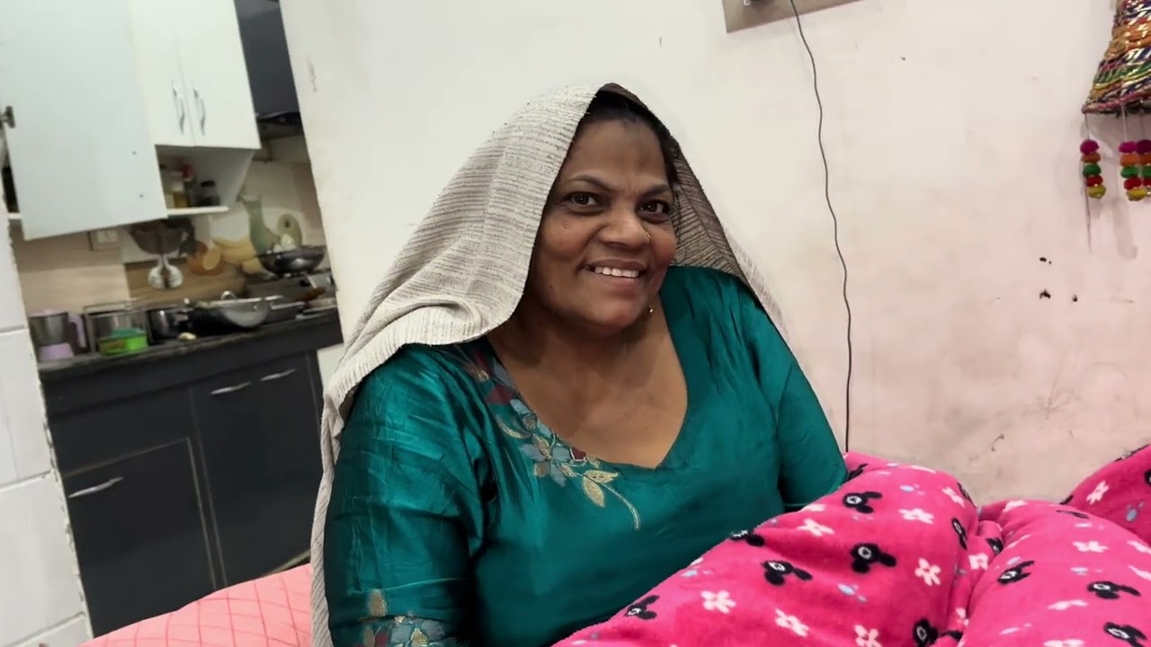 shopping krne gye  mmy k sath || Piliya and 6ti shopping 