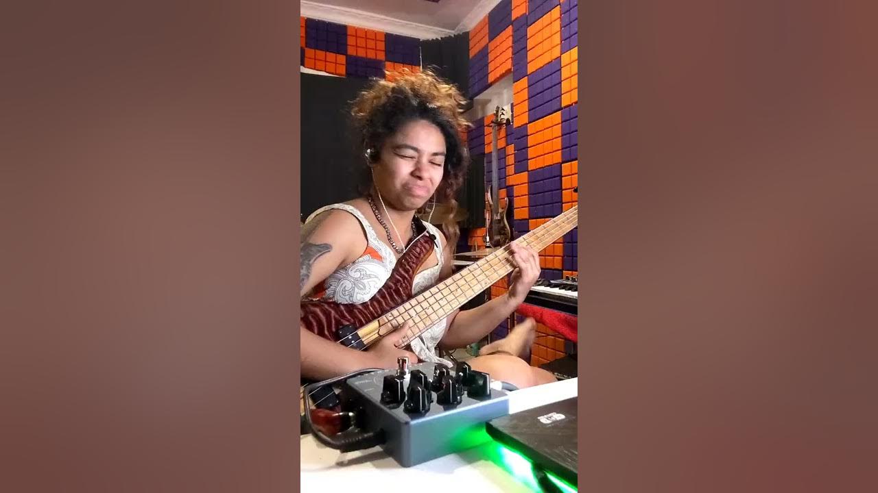 MOHINI DEY SLAP BASS ROCK !!