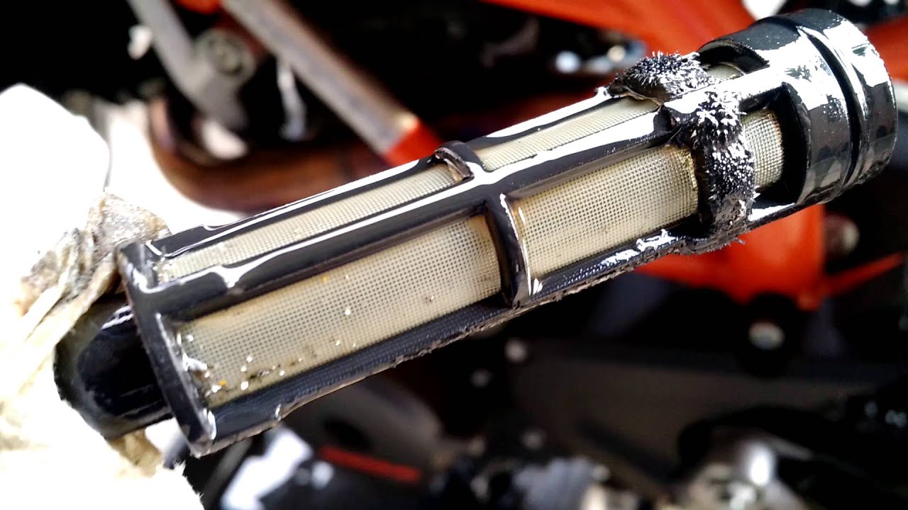 KTM Duke 390 1901 oil change, screen YouTube