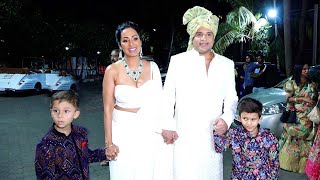 Krishna Abhishek With Wife Kashmira Shah His Sons Reached AT Sister Aarti Singh&#39;s Wedding Venue