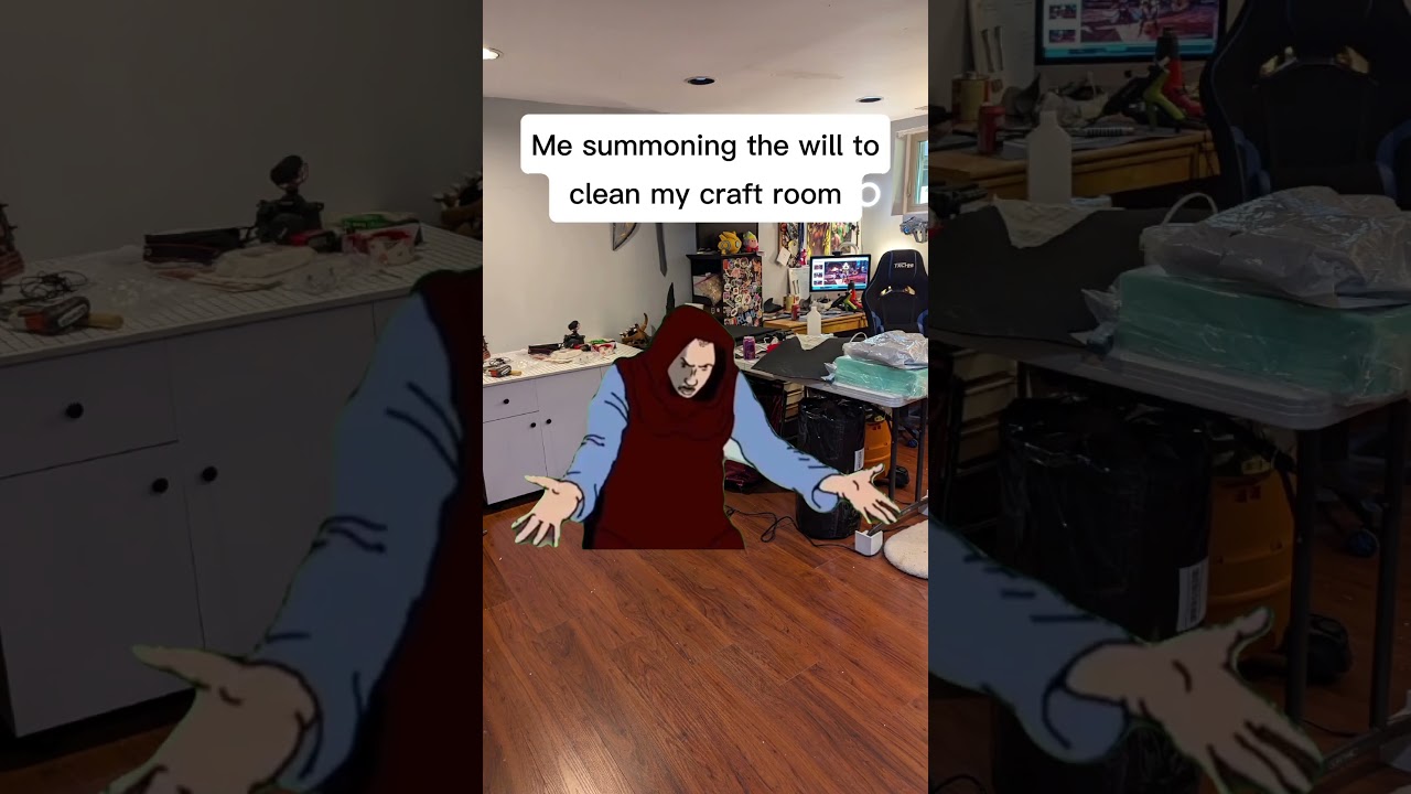 Every cosplayer can relate #cosplay #cosplaycostume #shorts