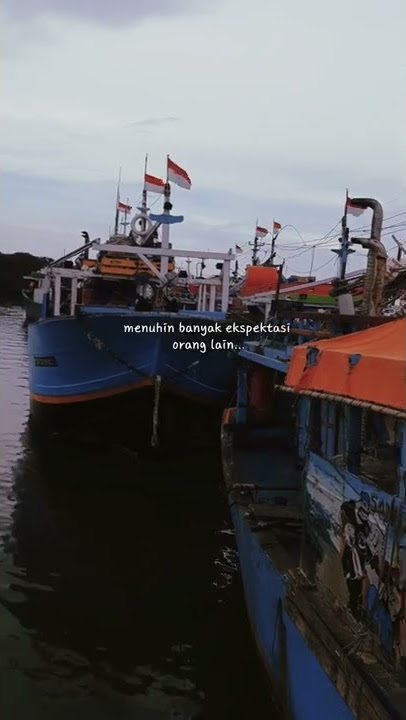 Status WA Terbaru, Status WA Sedih, Musik Tiktok | Kapal Nelayan Karangsong Indramayu 105 #Shorts