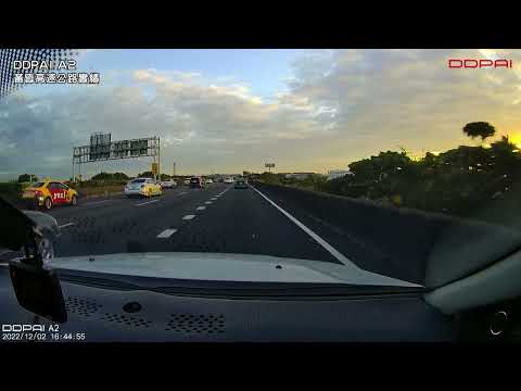 【盯盯拍 DDPAI】A2行車記錄器_黃昏高速公路實績