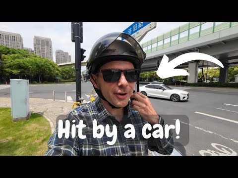 I Had a Scooter Accident in China! (Police Came!)