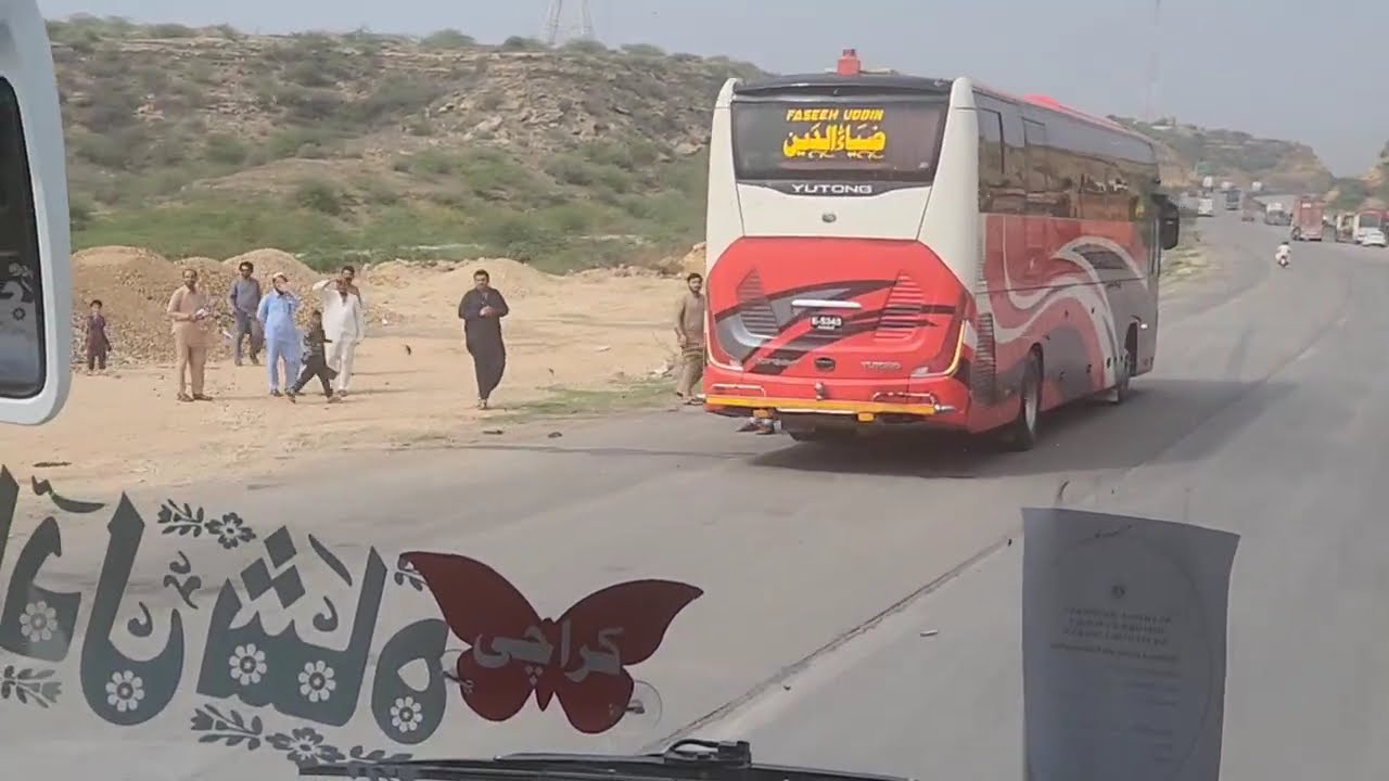 Unbelievable driving | Adil shah Karachi 2 Bannu p1 |3 buses 1 sath overtake | Ziauddin sy muqbala
