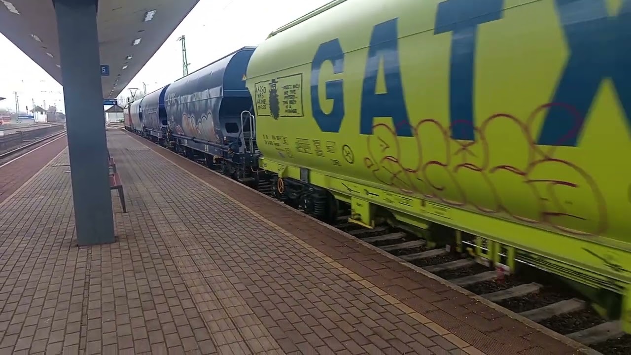 Obb vectron indul Kisújszállásról 