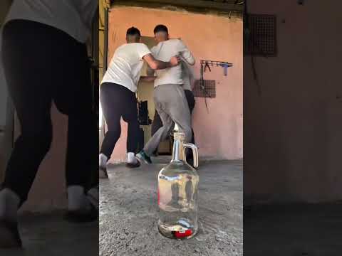 ما تستهزاش باللي هتشوفه شوفوا للاخر وتوكل على الله 