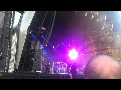 Dream Theater - Under a Glass Moon (Live at High Voltage Festival, 24th July 2011)
