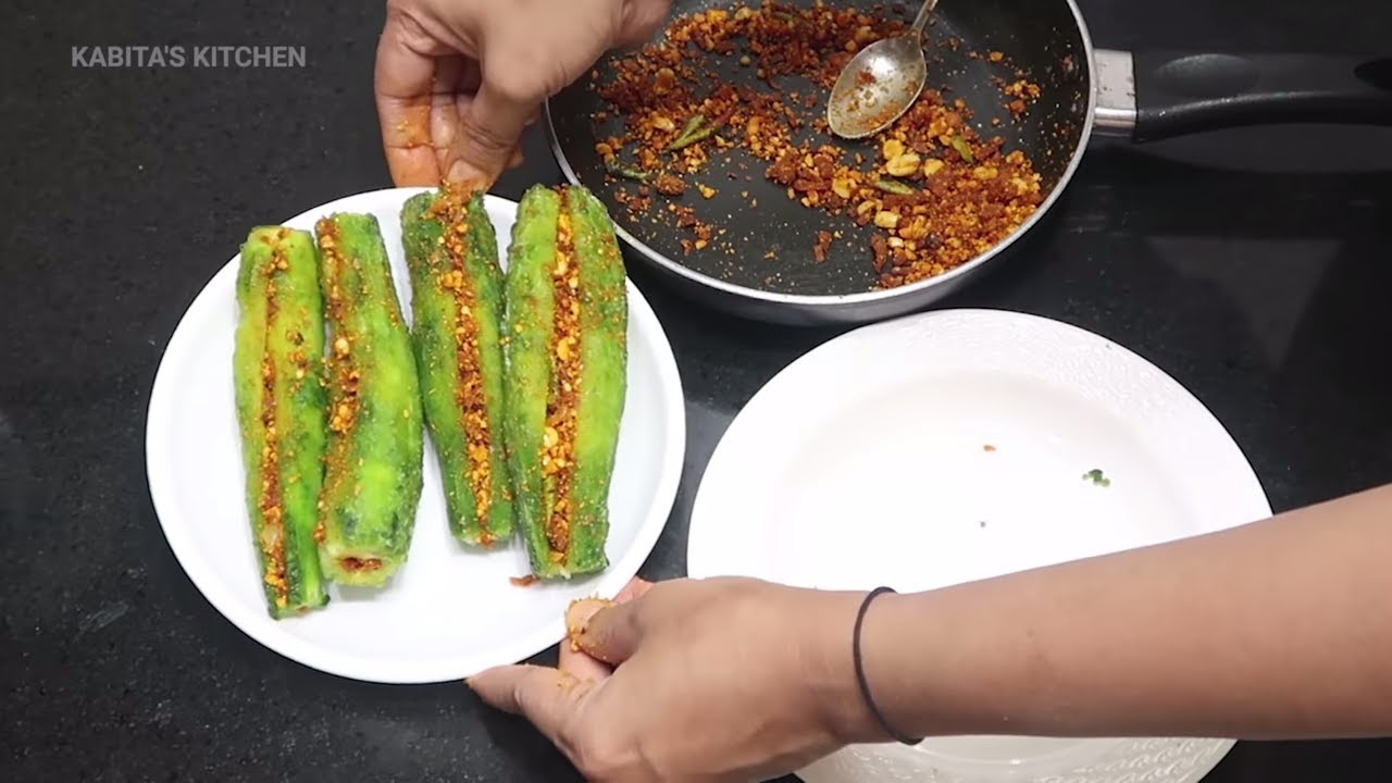 भरवा करेला बनाने का सबसे आसान तरीका | Stuffed Karela | Bitter Gourd Recipe | Kabitaskitchen | Kabita Singh | Kabita