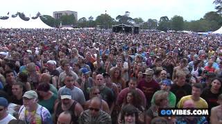 Video thumbnail of "The Black Crowes performs "Thorn In My Pride" at Gathering of the Vibes Music Festival 2013"