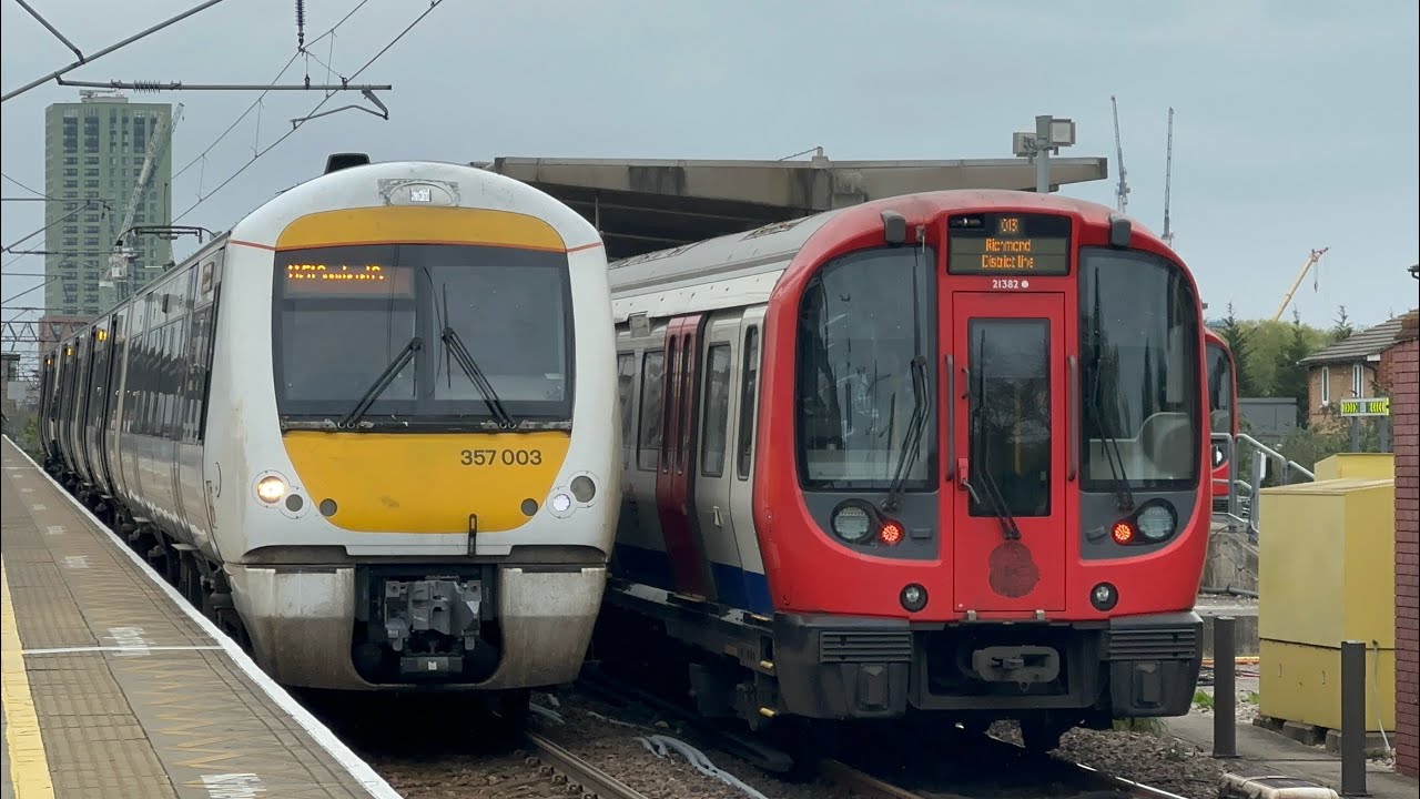 Trains at West Ham | 10/04/2024