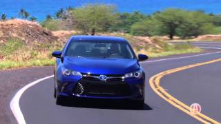 2016 Toyota Camry Hybrid | Real World Review | Autotrader