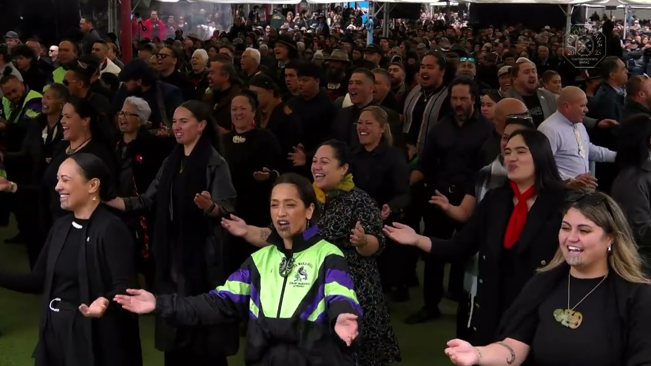 Waka Huia perform stunning waiata for Te Arikinui Kuini Nga wai hono i te po