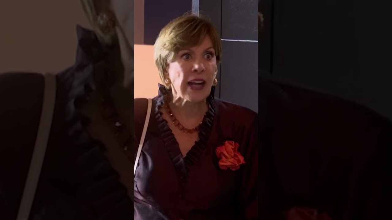 AL FONDO HAY SITIO 10 | Escándalo en la casa Maldini | 