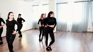 Solo Latino | Lady Styling- Salsa | Naïka - Belle, Belle! (Dance Cover) Resimi