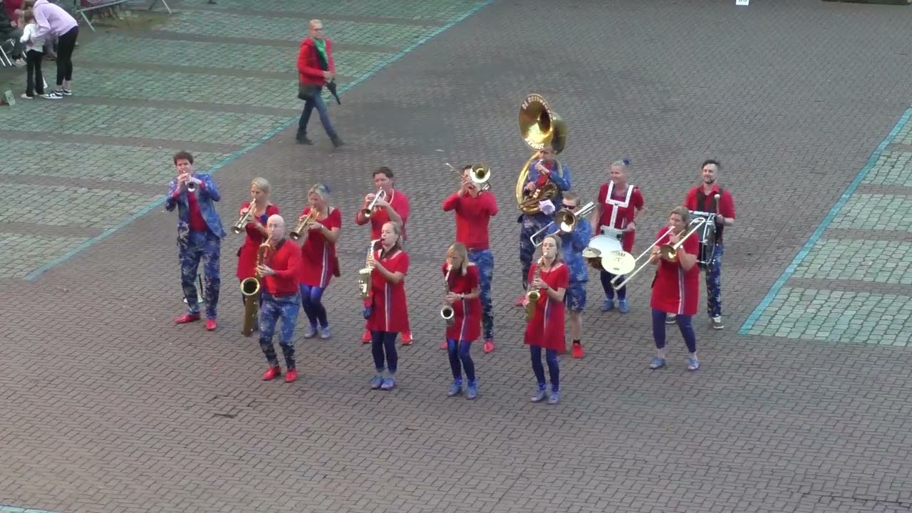 Airborne Taptoe Oosterbeek 2025 - 01  Voorprogramma